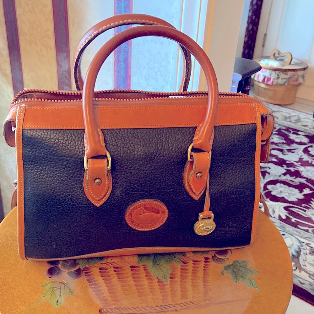 Dooney & Bourke Purse